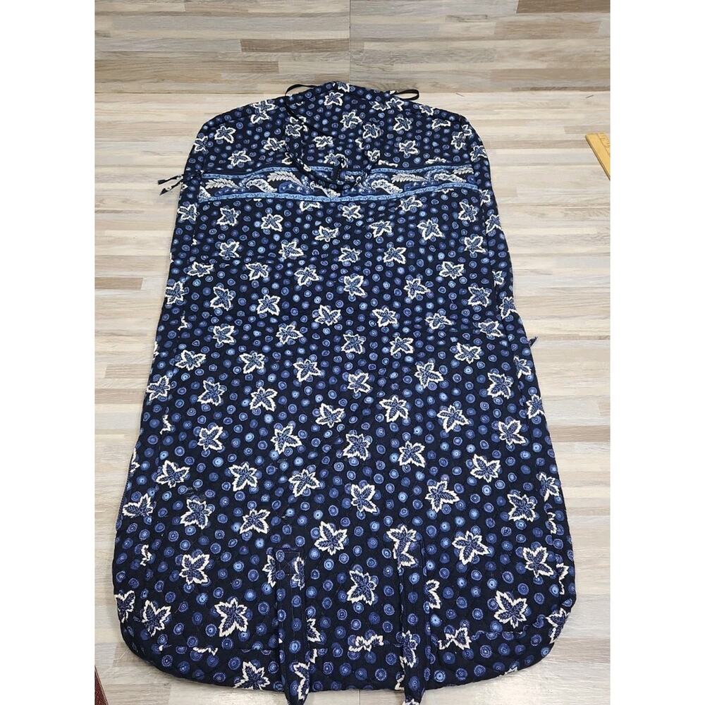 Vera Bradley Garment Bag - Quilted Retired Navy Blue Leaf Pattern Preppy Classic